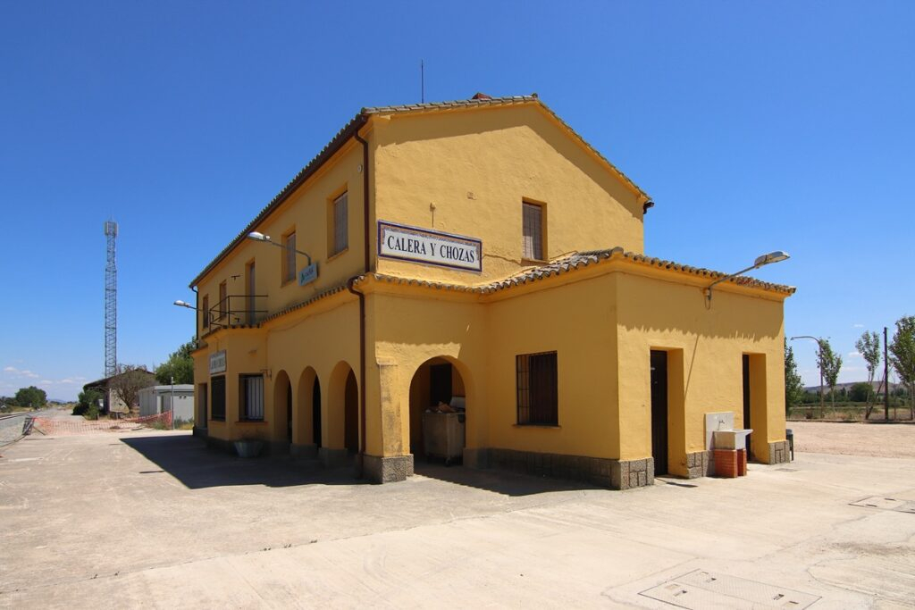 Estacion Calera y chozas - Villa Lobito